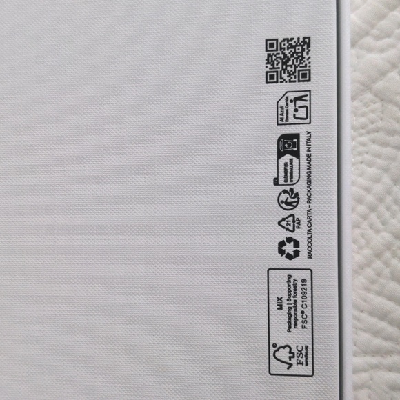 Celine Authentic Box + Ribbon - Picture 8 of 8